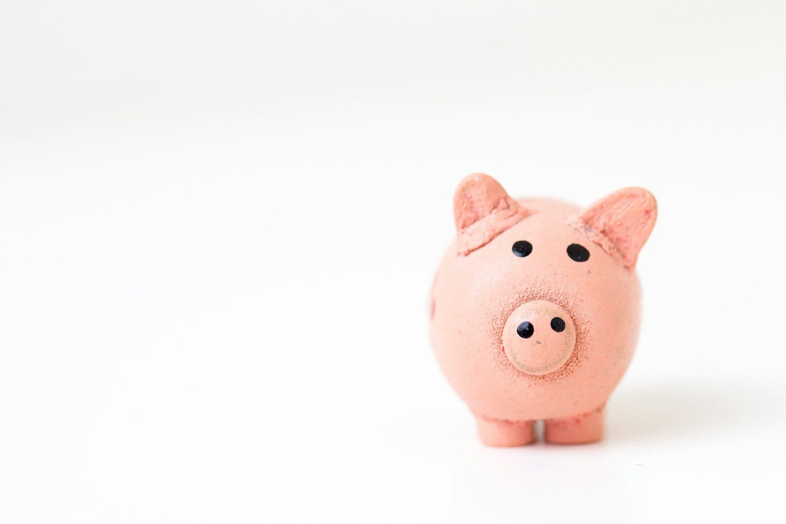 Investissements financiers : entre épargne immobilisée et choix diversifiés