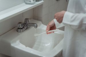 Guide pour réduire sa consommation d&rsquo;eau à la maison