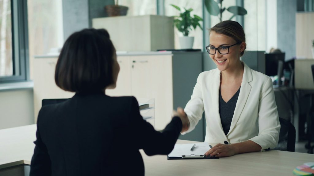 Un service fantôme en Bretagne : comment huit employés ont été piégés ?