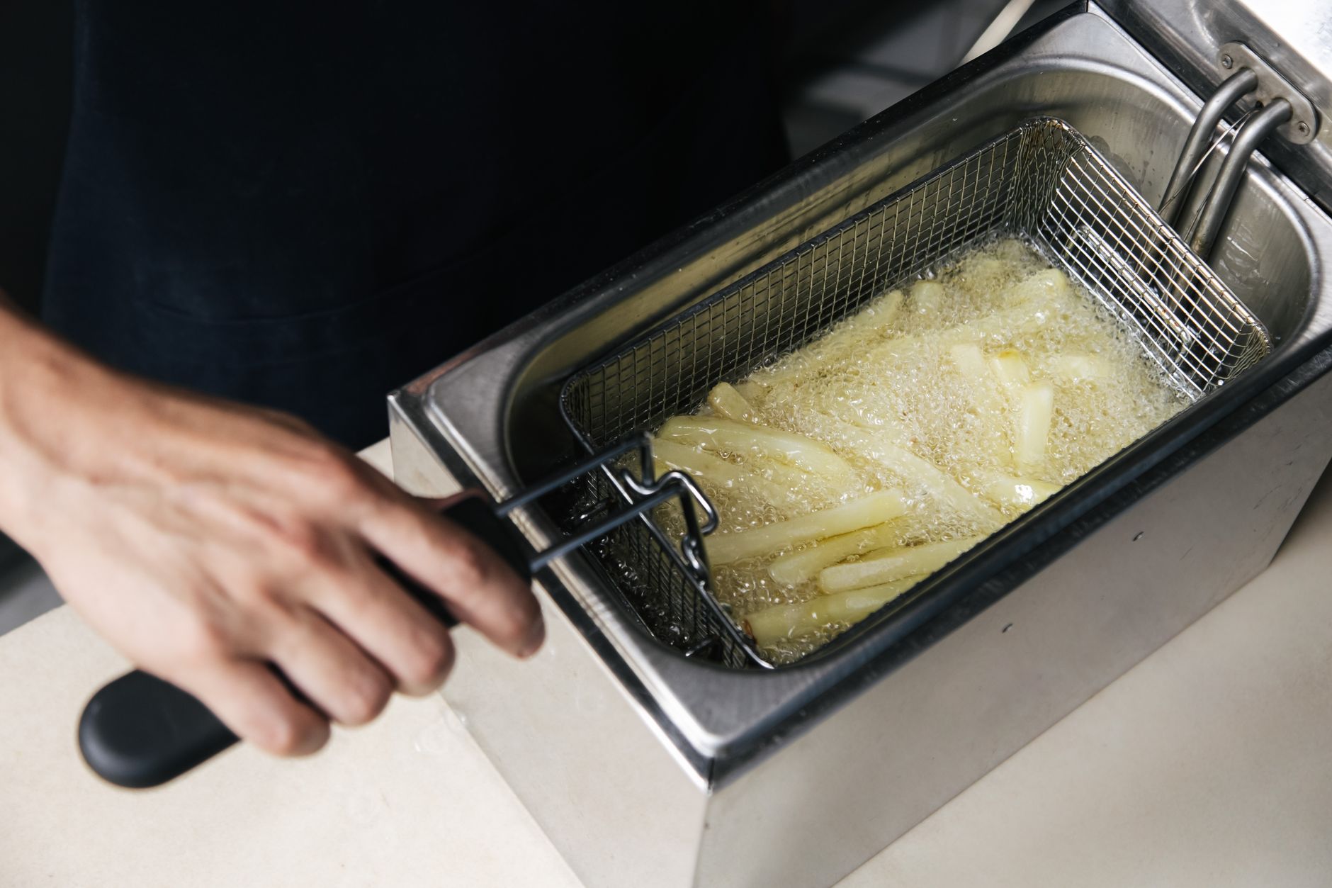 Quelle friteuse sans huile choisir