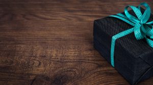 Cadeaux d&rsquo;entreprise personnalisés : lire le vrai prix avant de commander
