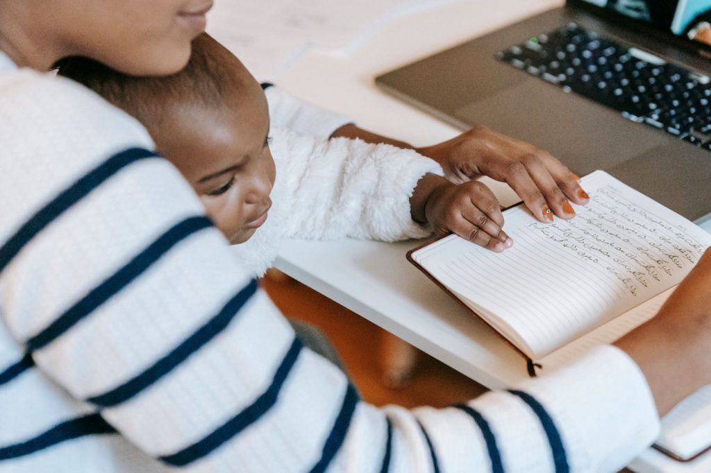 Prénom de bébé : la méthode test pour vérifier son choix avant l&rsquo;état